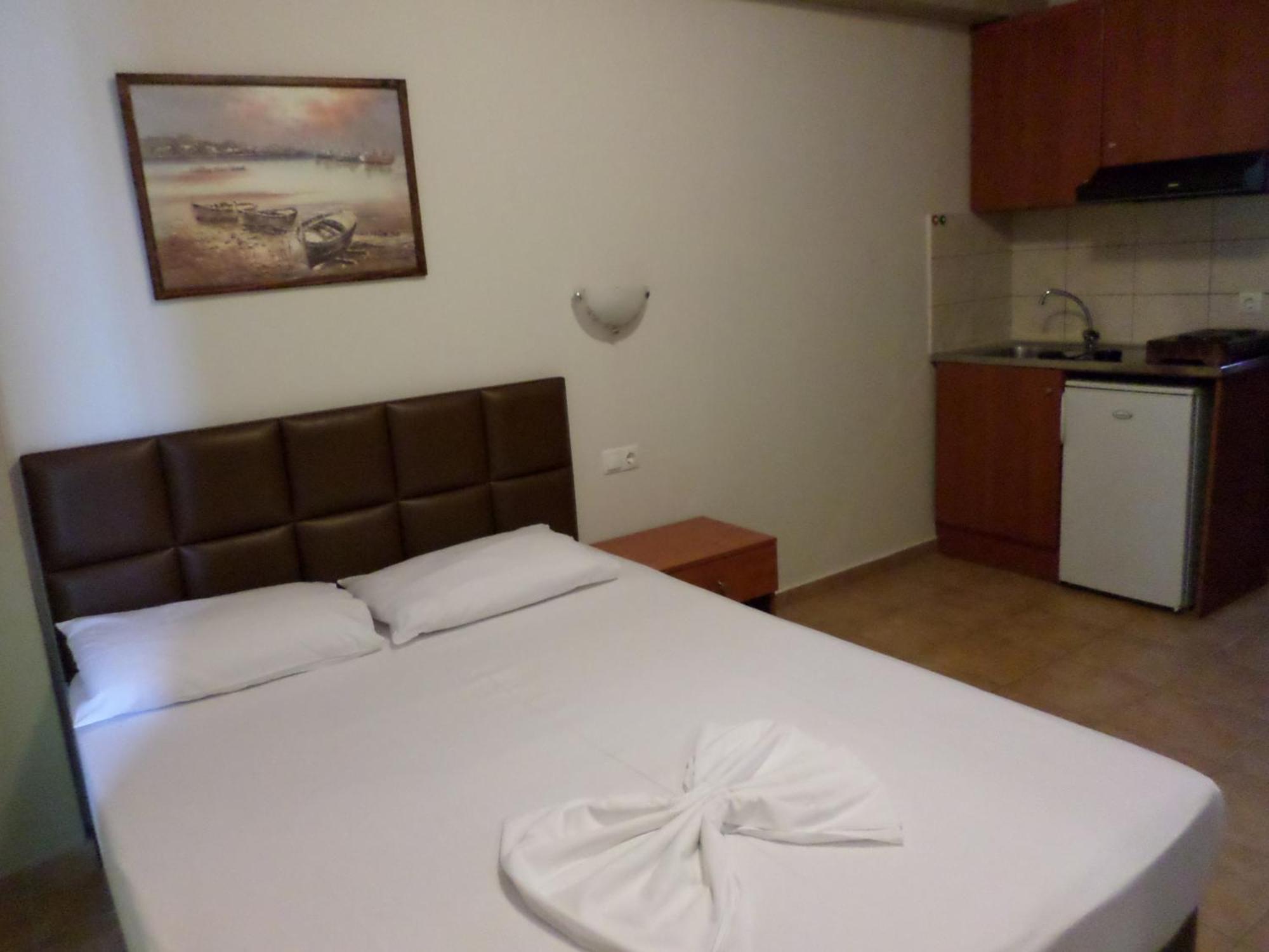 Villa Nikolas Paralía Cameră foto